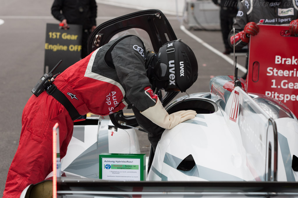 Clearing the hybrid Audi for work   - 2012 WEC 6 Hours of Spa-Francorchamps