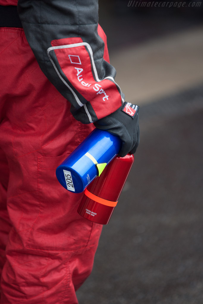 Fresh drinks bottles   - 2012 WEC 6 Hours of Spa-Francorchamps