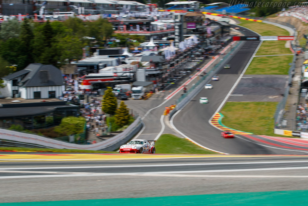 Porsche 911 GT2 - Chassis: WP0ZZZ99ZTS393103 - Driver: Mark Sumpter - 2024 24 Hours of Spa