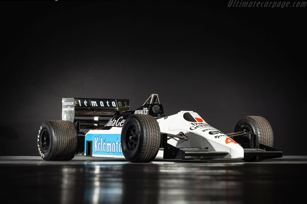 Tyrrell 015 Renault