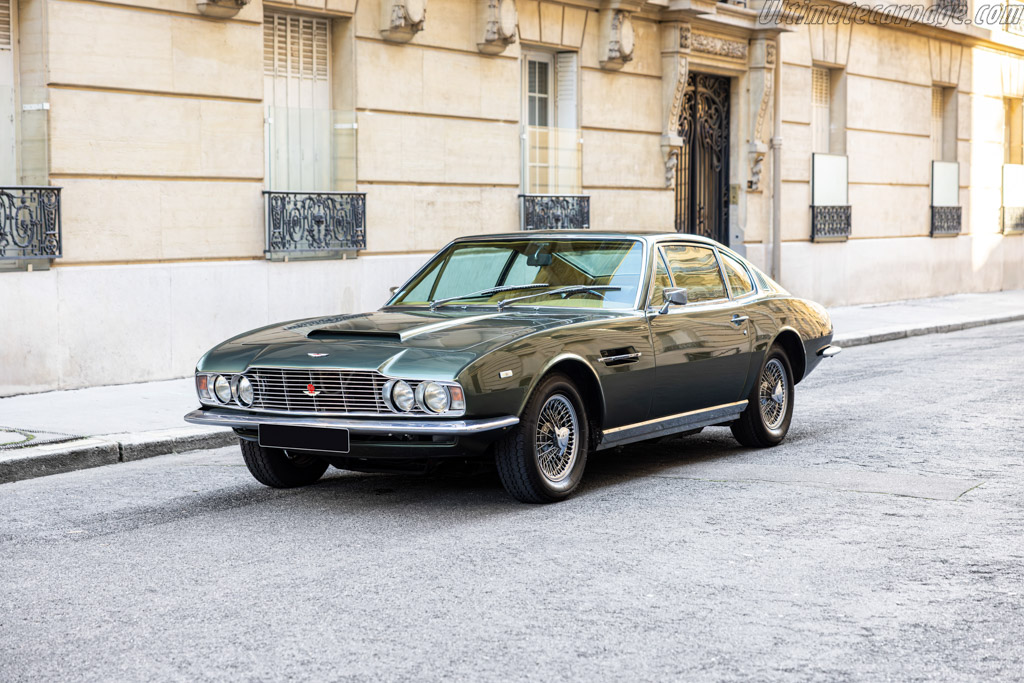 Aston Martin DBS Vantage