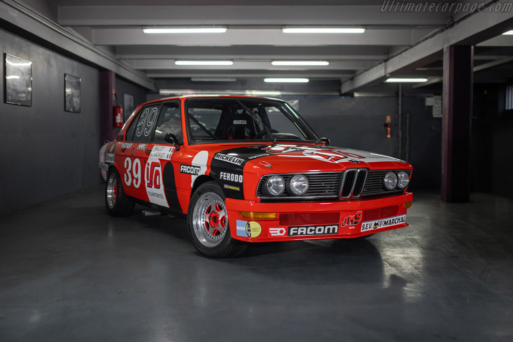 BMW 530 Production
