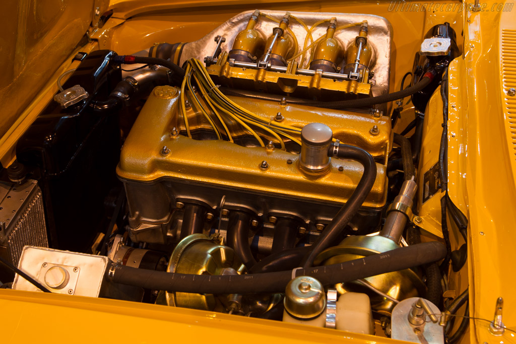 Alfa Romeo 1750 GTAm - Chassis: AR1530938  - 2014 Retromobile