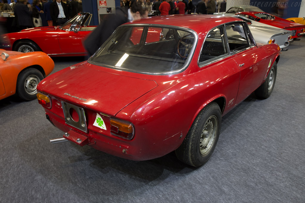 Alfa Romeo Giulia GTA - Chassis: AR613311  - 2016 Retromobile