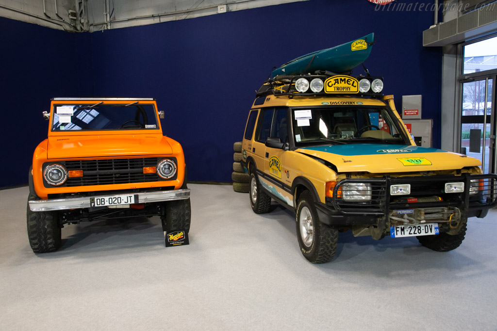 Land Rover Discovery 300 TDI Camel Trophy - Chassis: SALLJGMF8VA537764  - 2023 Retromobile
