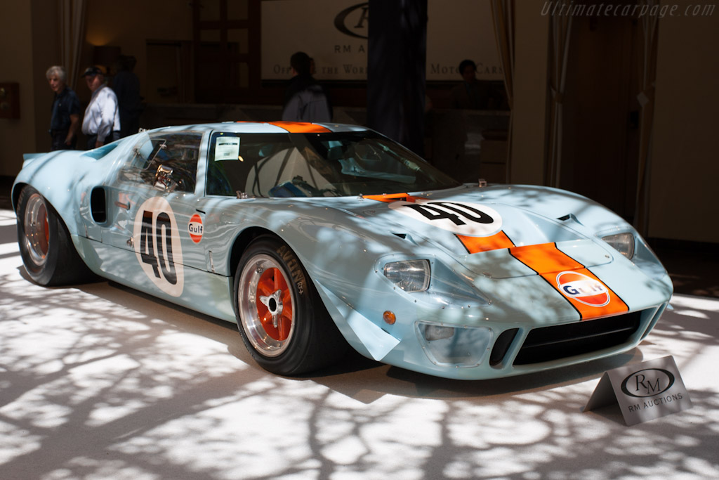 Ford GT40 Gulf - Chassis: GT40P/1074  - 2012 Monterey Auctions