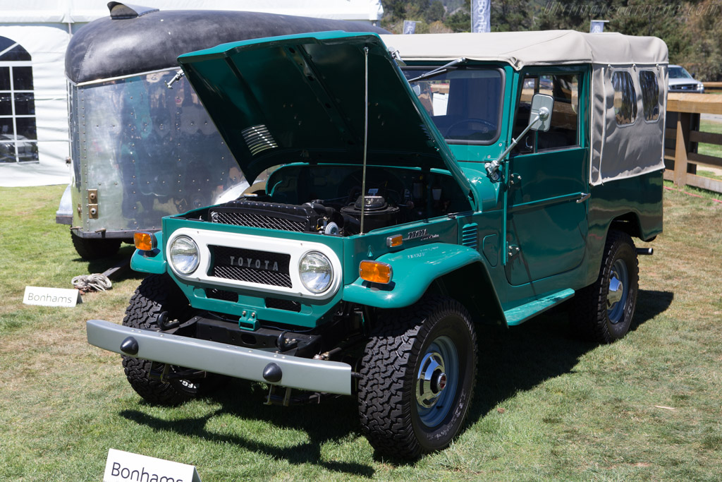 Toyota Land Cruiser FJ43 - Chassis: FJ43-24324  - 2014 Monterey Auctions