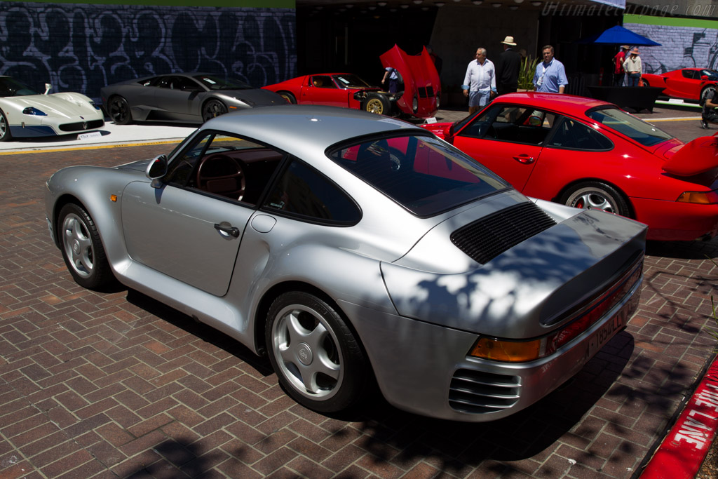 Porsche 959 - Chassis: WP0ZZZ95ZJS900154  - 2015 Monterey Auctions