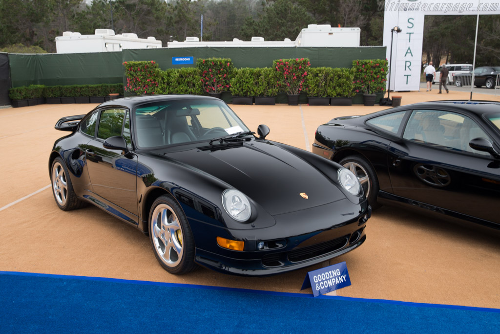 Porsche 911 Turbo S - Chassis: WP0AC2990VS375990  - 2016 Monterey Auctions