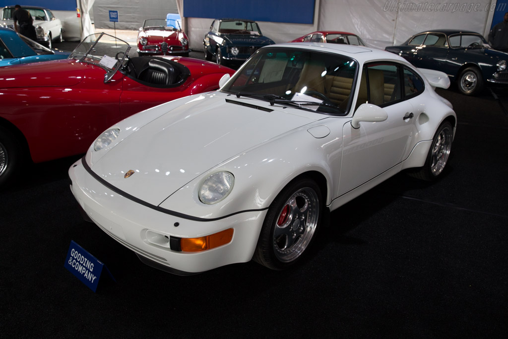 Porsche 911 Turbo S Flachbau - Chassis: WP0AC2965RS480441  - 2016 Monterey Auctions