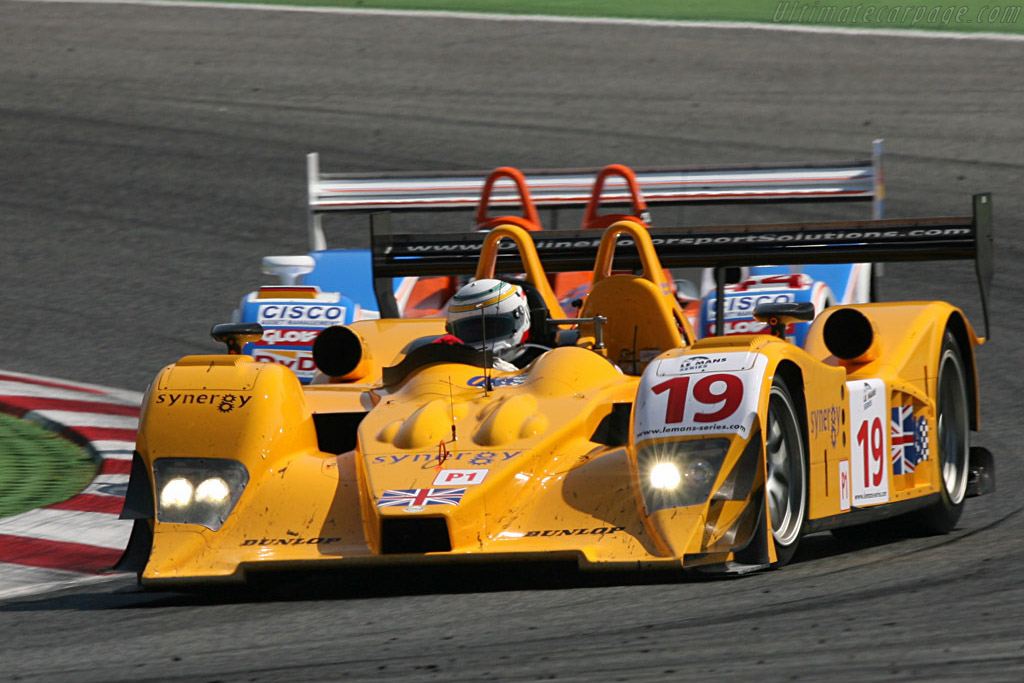 Lola B06/10 AER - Chassis: B0610-HU07 - Entrant: Chamberlain Synergy - Driver: Gareth Evans / Bob Berridge - 2008 Le Mans Series Catalunya 1000 km