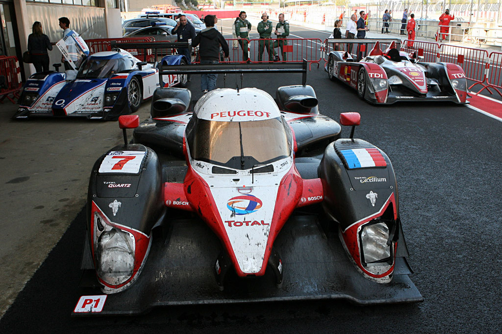 The winning machines - Chassis: 908-02 - Entrant: Team Peugeot Total - Driver: Marc Gene / Nic Minassian - 2008 Le Mans Series Catalunya 1000 km