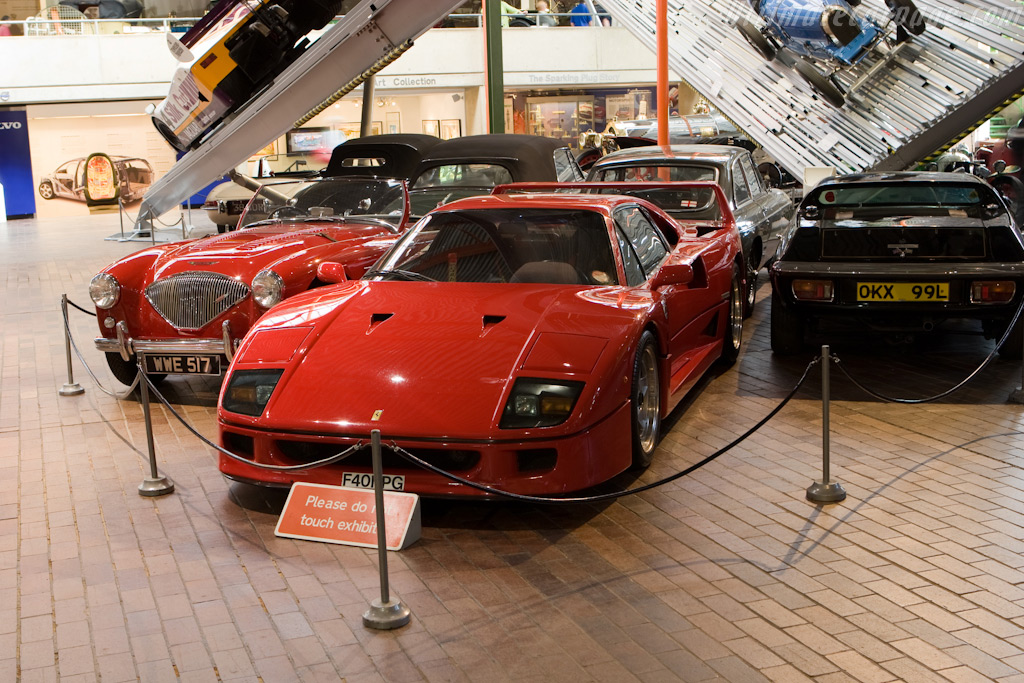 Ferrari F40   - British National Motor Museum Visit