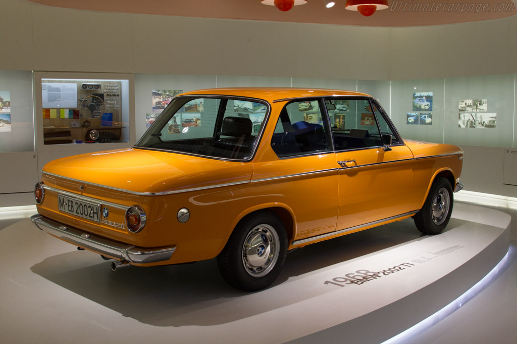 BMW 2002 TI   - The BMW Museum