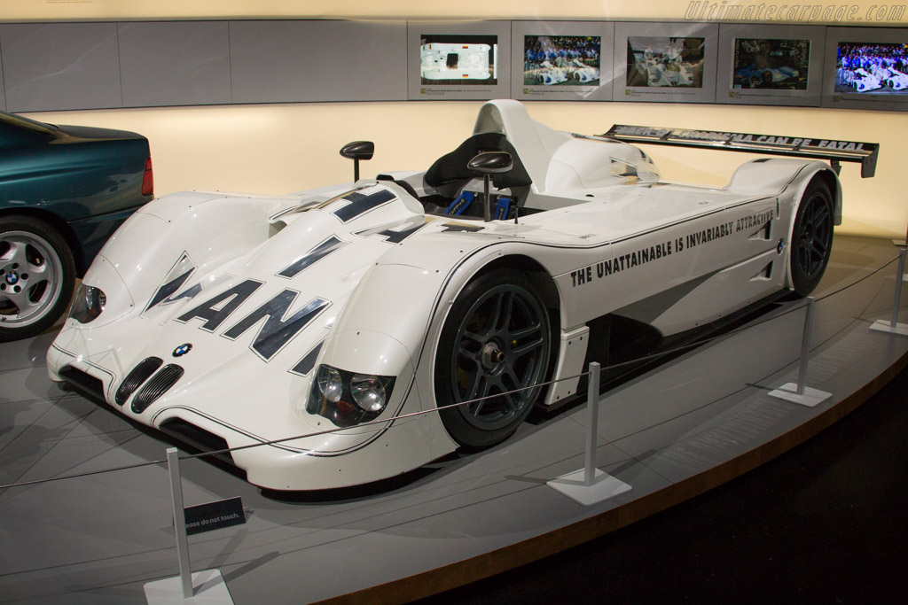 BMW V12 LMR - Chassis: 004/99  - The BMW Museum