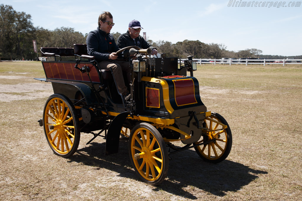 Panhard et Levassor 6HP Twin Cylinder Wagonette