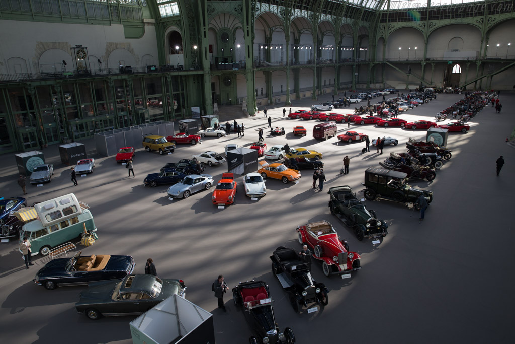 Welcome to the Grand Palais   - 2016 Retromobile