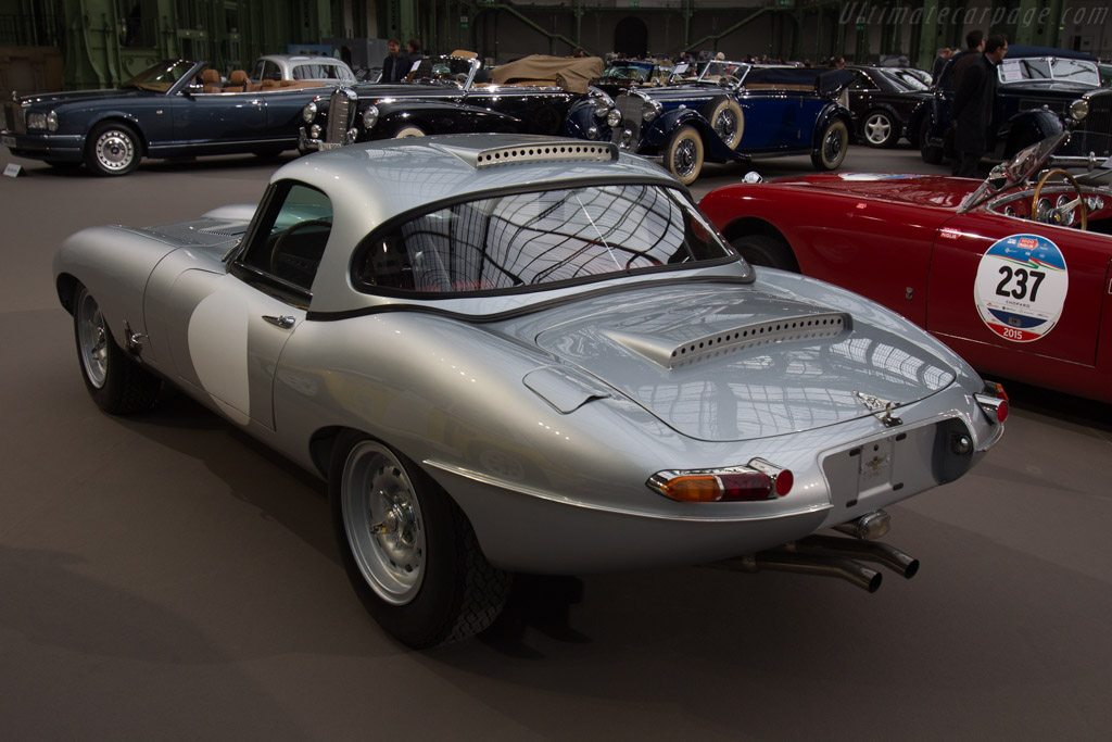 Jaguar E-Type Semi-Lightweight - Chassis: 877005  - 2017 Retromobile