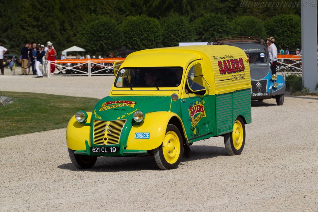 Welcome to Chantilly   - 2019 Chantilly Arts & Elegance