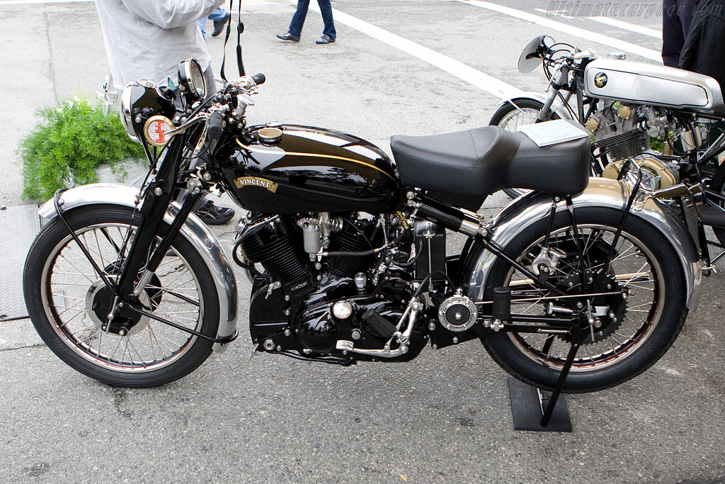 Vincent Black Shadow   - 2008 Concours on the Avenue