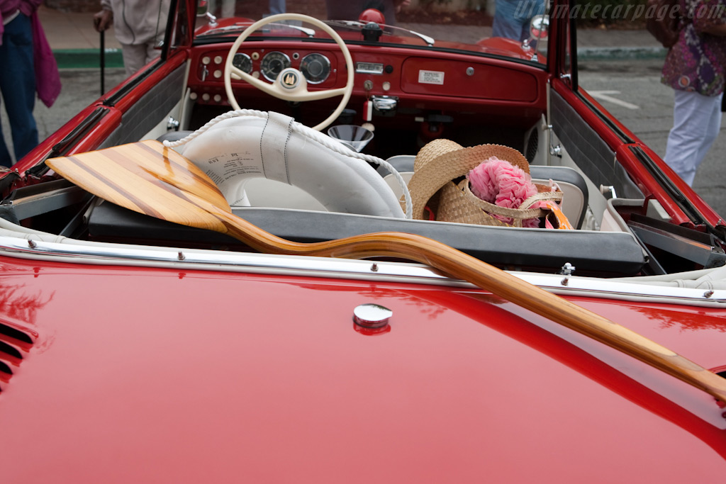 Amphicar 770   - 2009 Concours on the Avenue