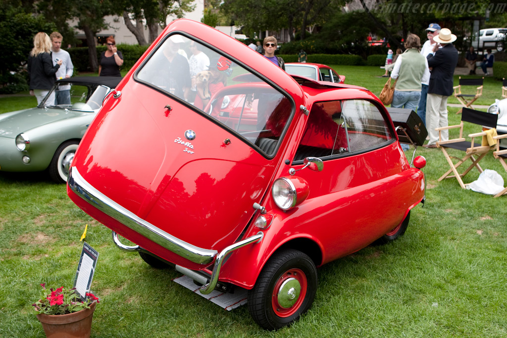 Isetta 300 Coupe Deluxe   - 2009 Concours on the Avenue