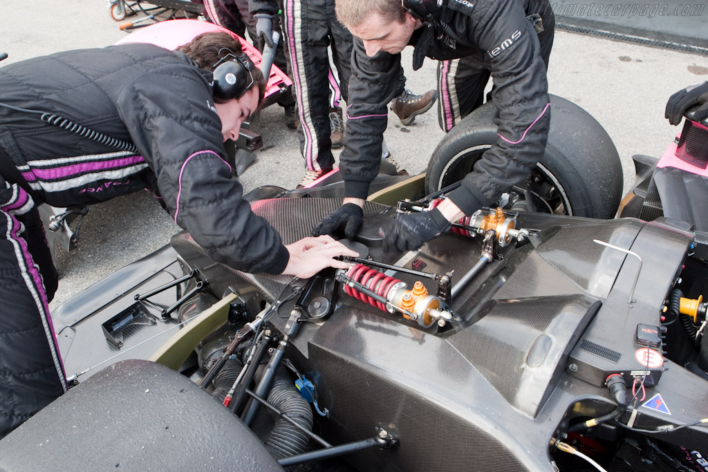 Front suspension tweaks - Chassis: 01-07  - 2010 Le Mans Series Castellet 8 Hours