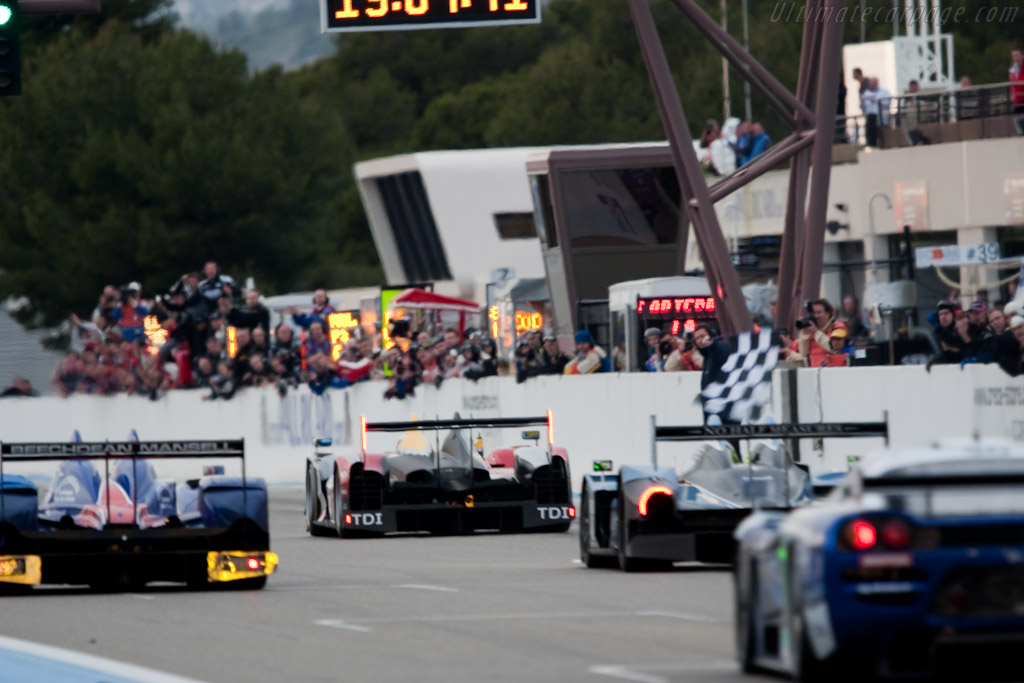 The finish - Chassis: 202  - 2010 Le Mans Series Castellet 8 Hours