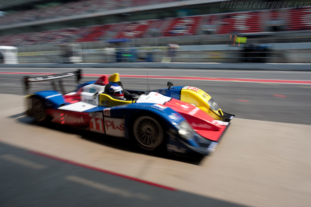 Ortelli visits the pits - Chassis: LC70-13  - 2009 Le Mans Series Catalunya 1000 km