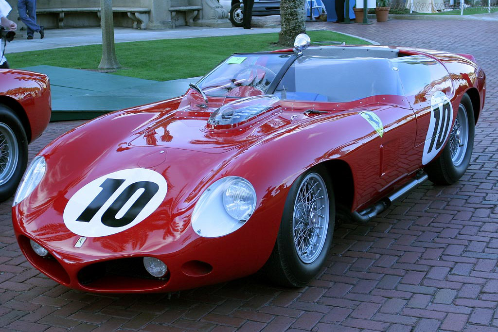 Early morning lineups   - 2007 Cavallino Classic