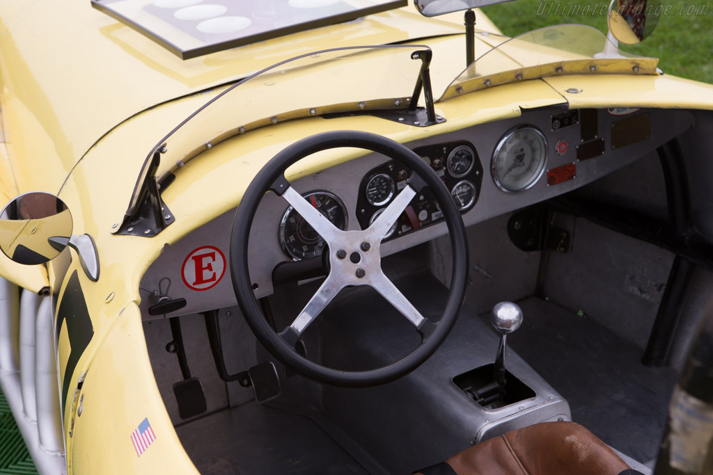 Balchowski Ol'Yeller II  - Entrant: Ernie and Elaine Nagamatsu - 2014 Chantilly Arts & Elegance