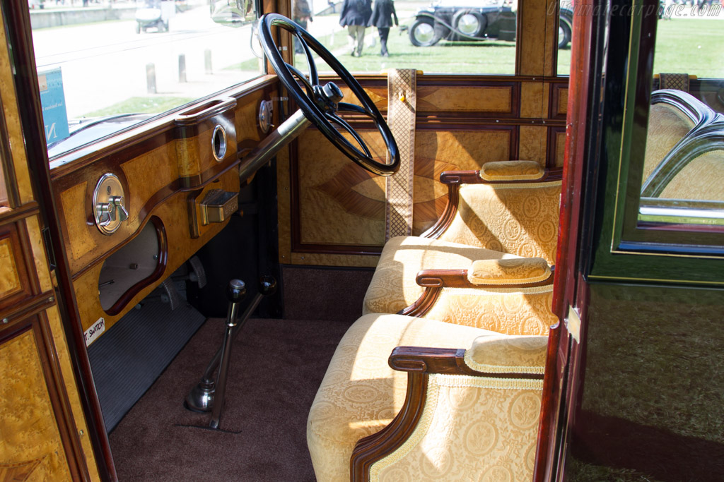 Ballot 2LT  - Entrant: André Plasch  - 2015 Chantilly Arts & Elegance