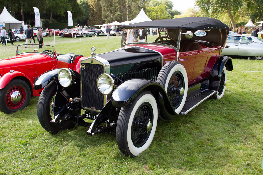 Georges Irat   - 2015 Chantilly Arts & Elegance