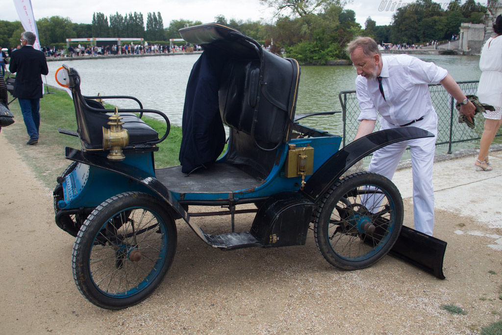 Welcome to Chantilly   - 2016 Chantilly Arts & Elegance