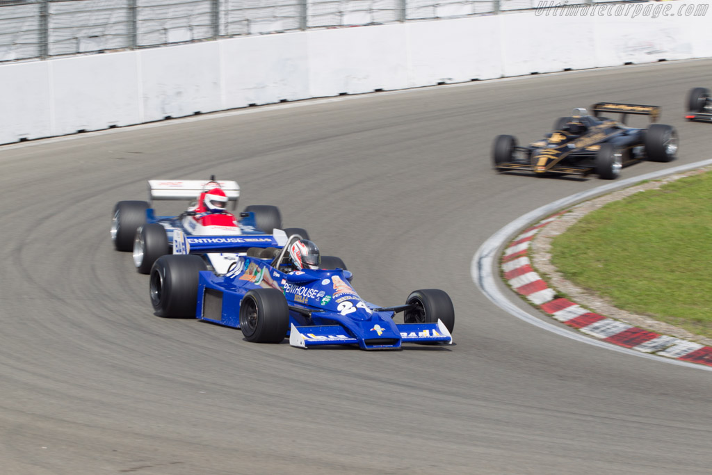 Hesketh 308E Cosworth - Chassis: 308E / 1 - Driver: Michael Lyons - 2014 Historic Grand Prix Zandvoort