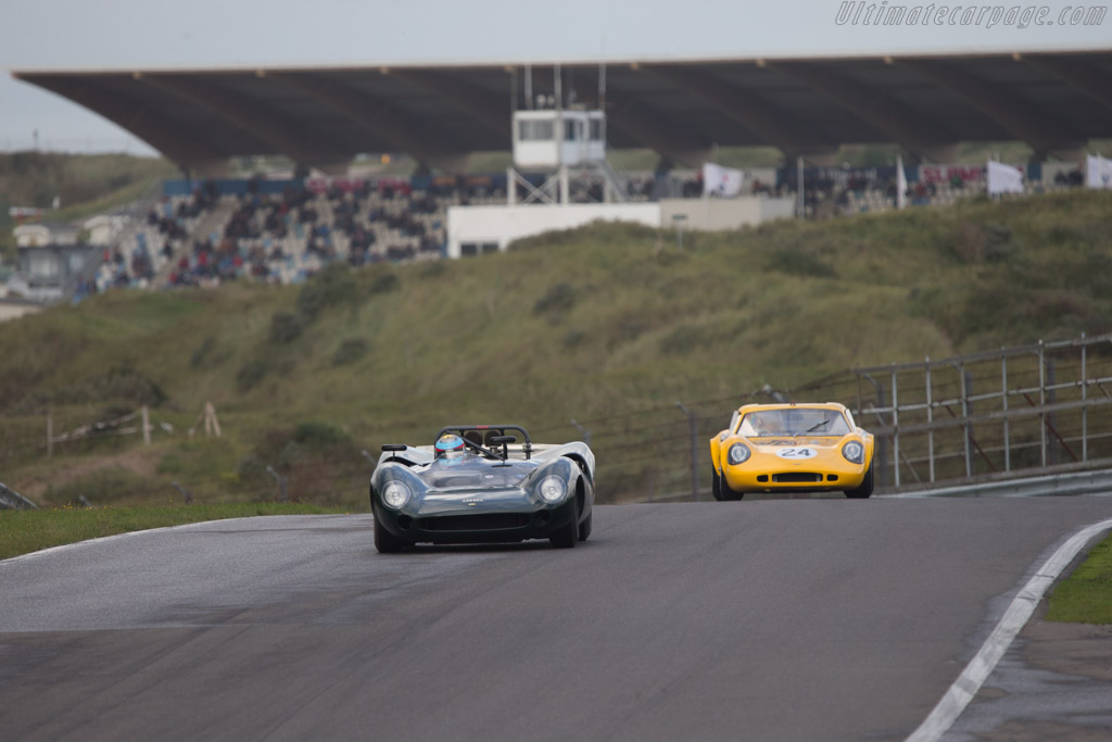 Lola T70 Spyder - Chassis: SL70/11 - Driver: David Hart - 2014 Historic Grand Prix Zandvoort