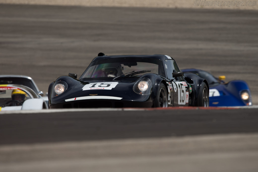 Chevron B8 BMW - Chassis: CH-DBE-71 - Driver: John Emberson / Bill Wykeham - 2014 Grand Prix de l'Age d'Or