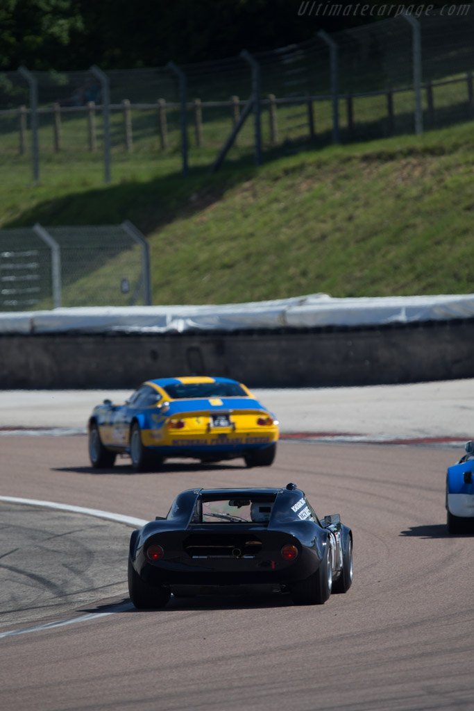 Chevron B8 BMW - Chassis: CH-DBE-71 - Driver: John Emberson / Bill Wykeham - 2014 Grand Prix de l'Age d'Or