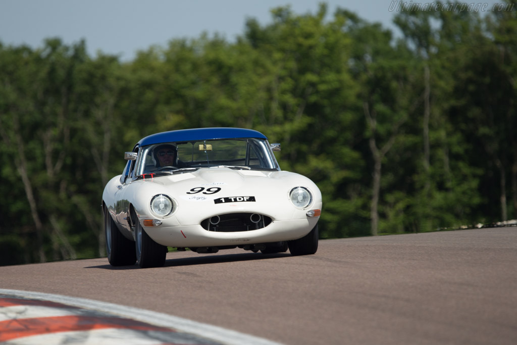 Jaguar E-Type - Chassis: 878454 - Driver: Carlos Monteverde - 2014 Grand Prix de l'Age d'Or