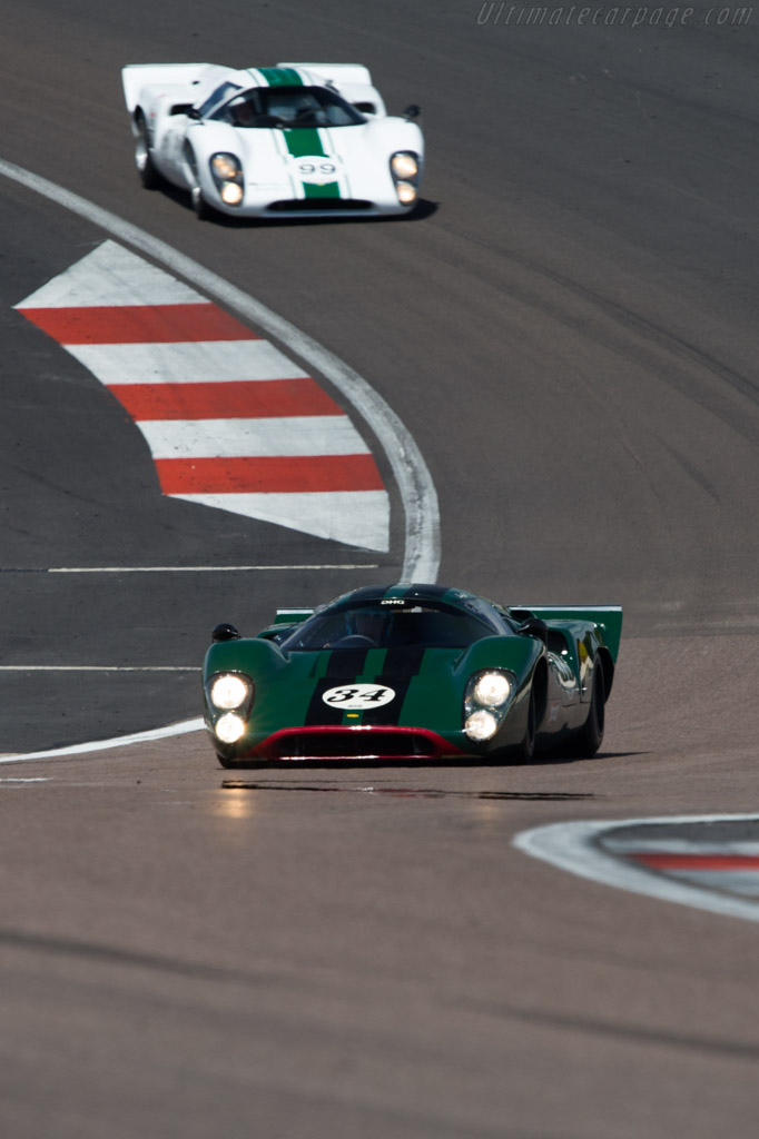 Lola T70 Mk3B Coupe - Chassis: SL76/147 - Driver: David Hart - 2014 Grand Prix de l'Age d'Or