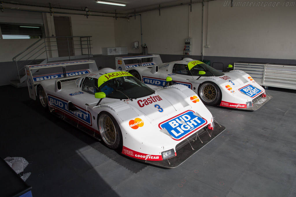 Jaguar XJR-16 - Chassis: JV6 C 291 - Driver: Richard Eyre - 2015 Dix Mille Tours