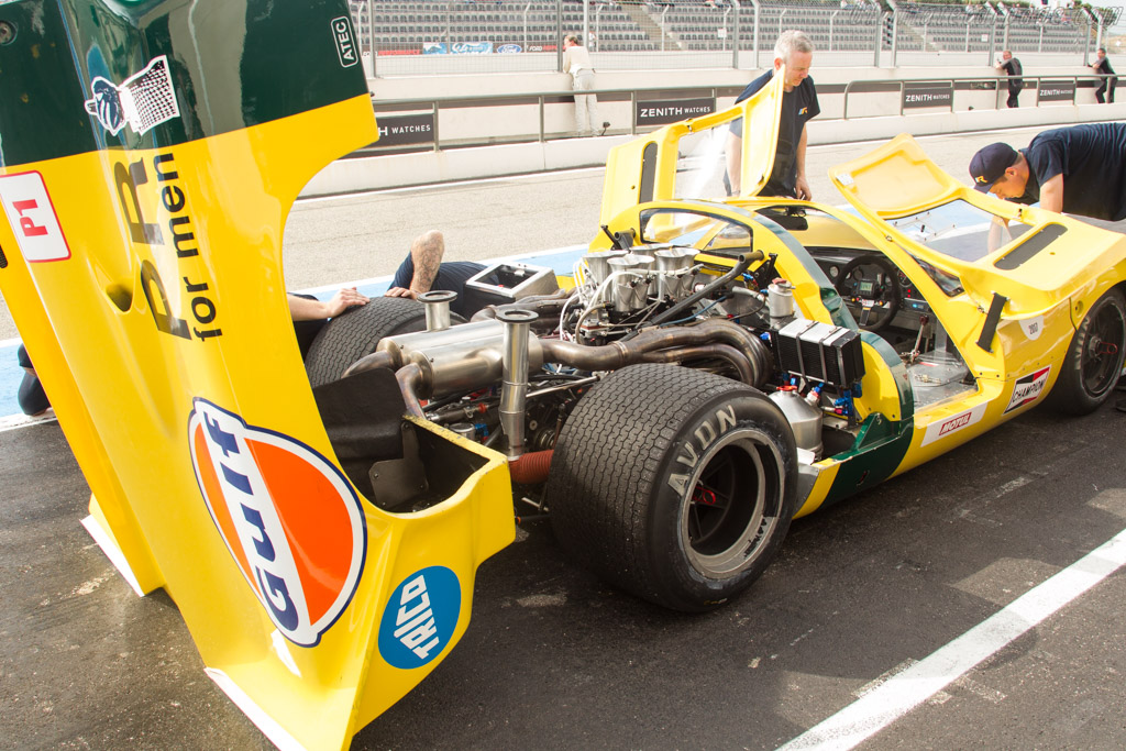 Lola T70 MkIIIB - Chassis: SL76/148 - Driver: Roald Goethe / Stuart Hall - 2017 Dix Mille Tours