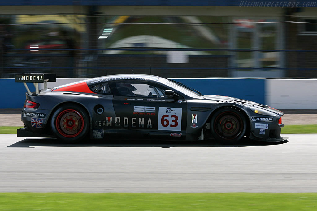 Aston Martin DBR9 - Chassis: DBR9/4 - Entrant: Team Modena - 2006 Le Mans Series Donnington 1000 km