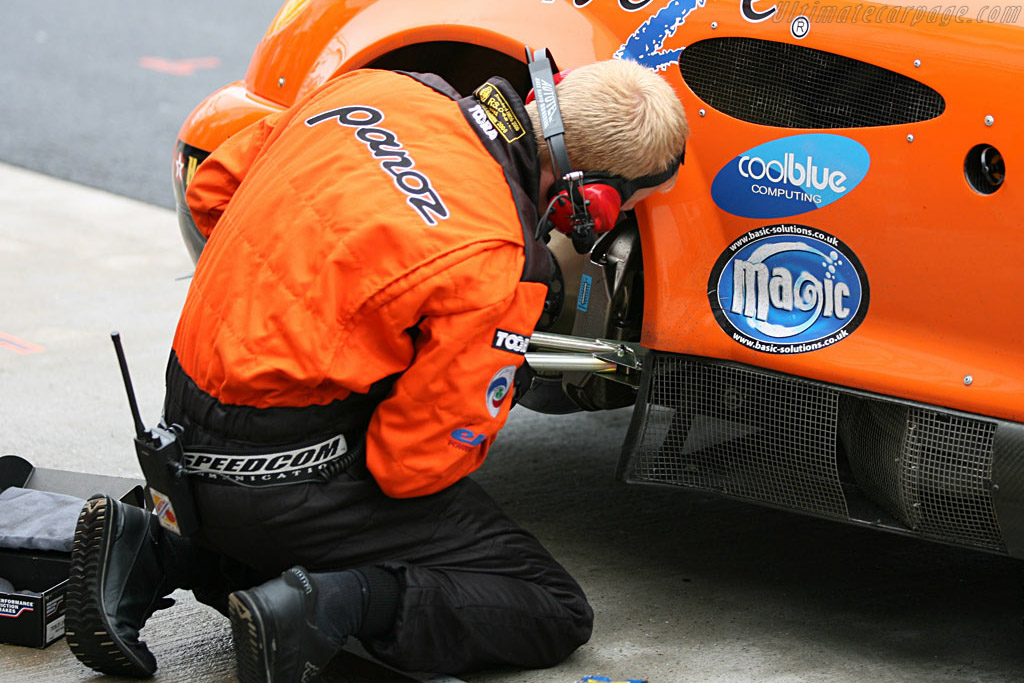 Brakes a big issue here   - 2006 Le Mans Series Donnington 1000 km
