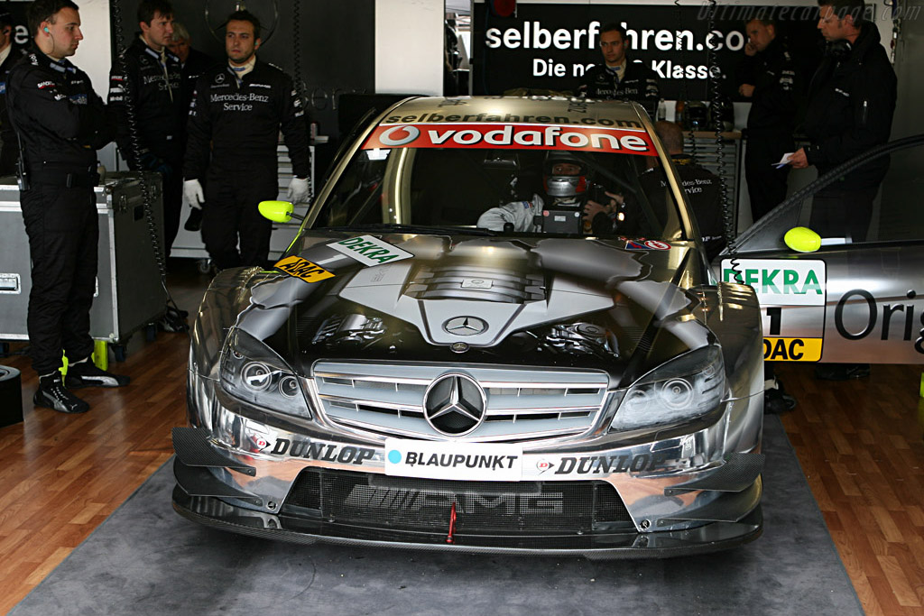 Full frontal nudity?   - 2007 DTM Zandvoort
