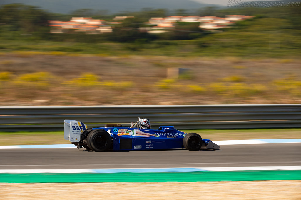 Hesketh 308E - Chassis: 308E / 1 - Driver: Michael Lyons - 2020 Estoril Classics
