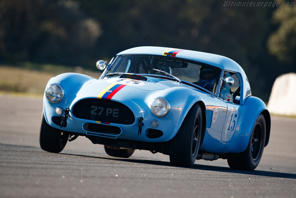 AC Shelby Cobra 289 - Chassis: CSX2232 - Driver: James Cottingham / Max Girardo - 2021 Estoril Classics