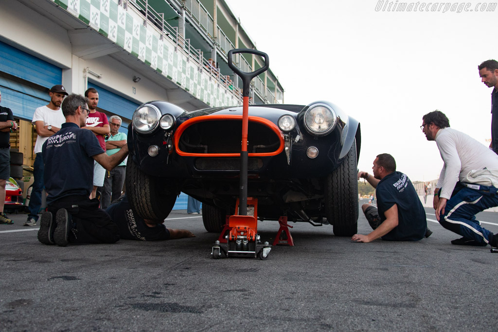 AC Shelby Cobra 289 - Chassis: CSX2450 - Driver: Charles De Villaucourt - 2022 Estoril Classics