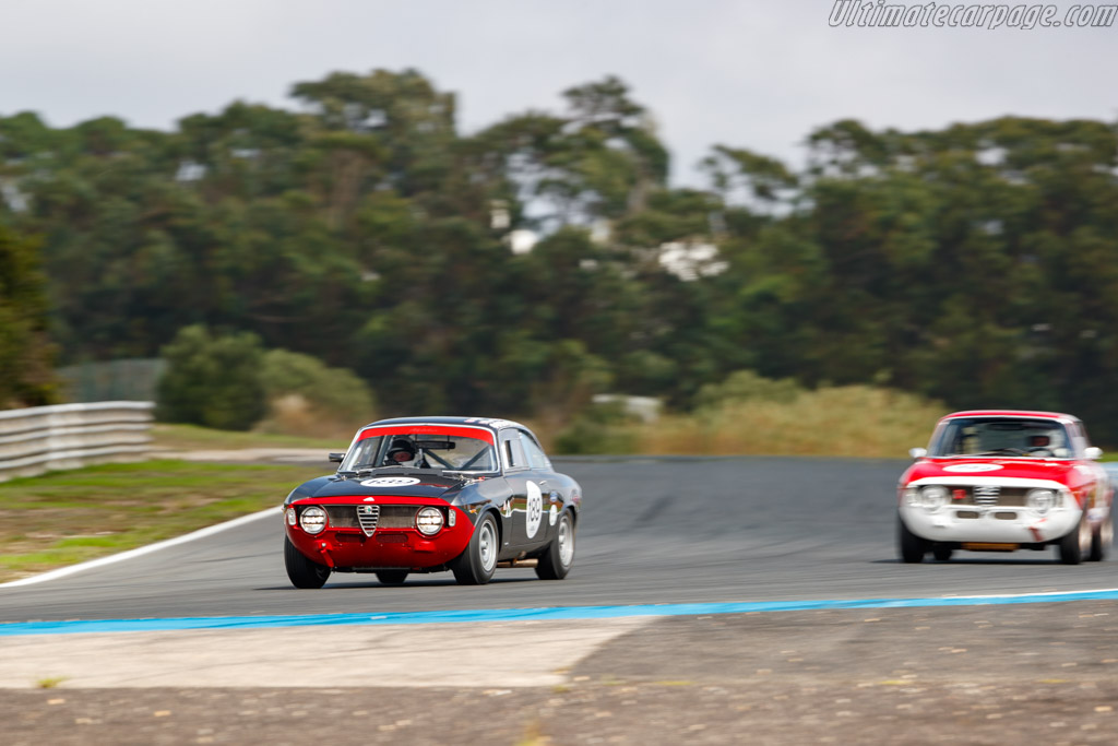 Alfa Romeo Giulia Sprint GTA - Chassis: AR752513 - Driver: Max Banks / Andrew Banks - 2024 Estoril Classics