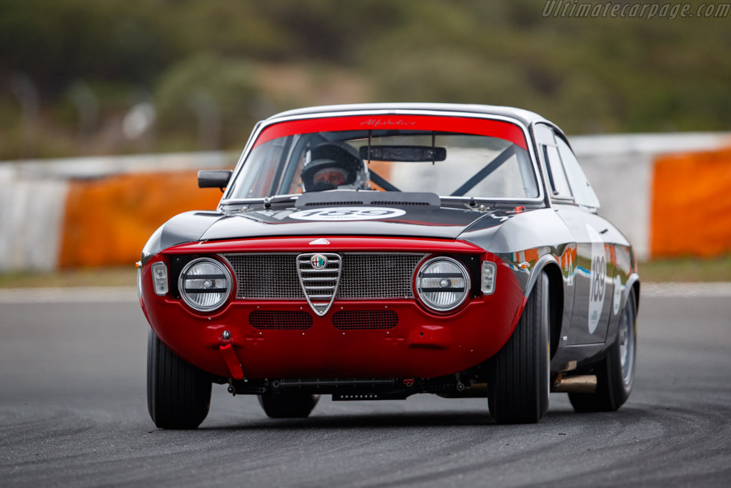 Alfa Romeo Giulia Sprint GTA - Chassis: AR752513 - Driver: Max Banks / Andrew Banks - 2024 Estoril Classics